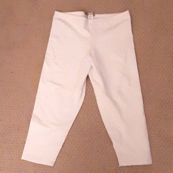 Capri Pants - Picture 1 of 2